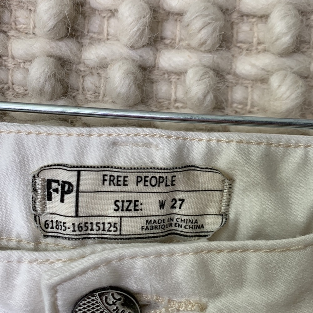 Free People Busted Knee Jeans - Picture 6 of 9